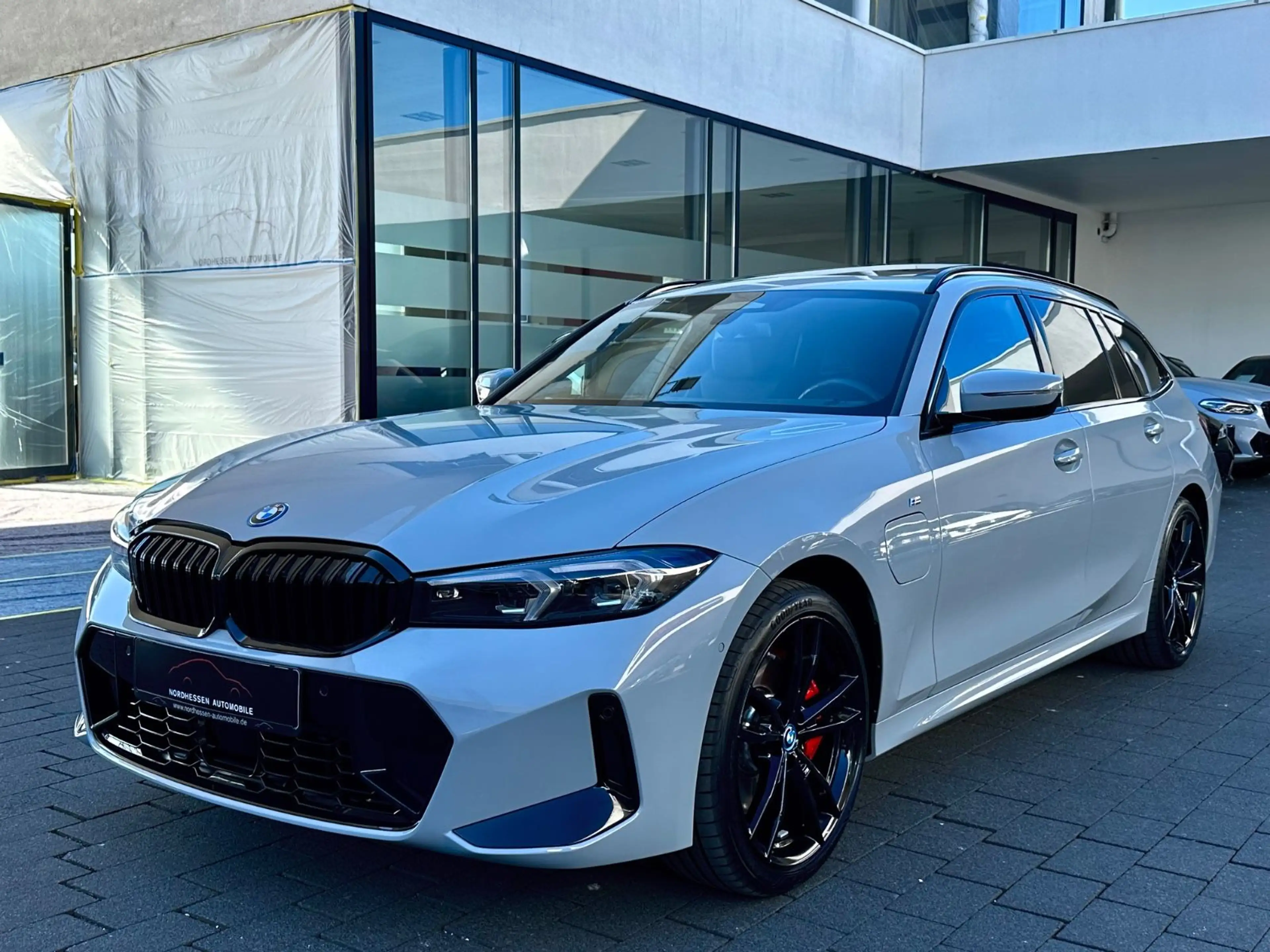BMW 330 e xDrive Touring M Sport Pro | Panorama | 19"