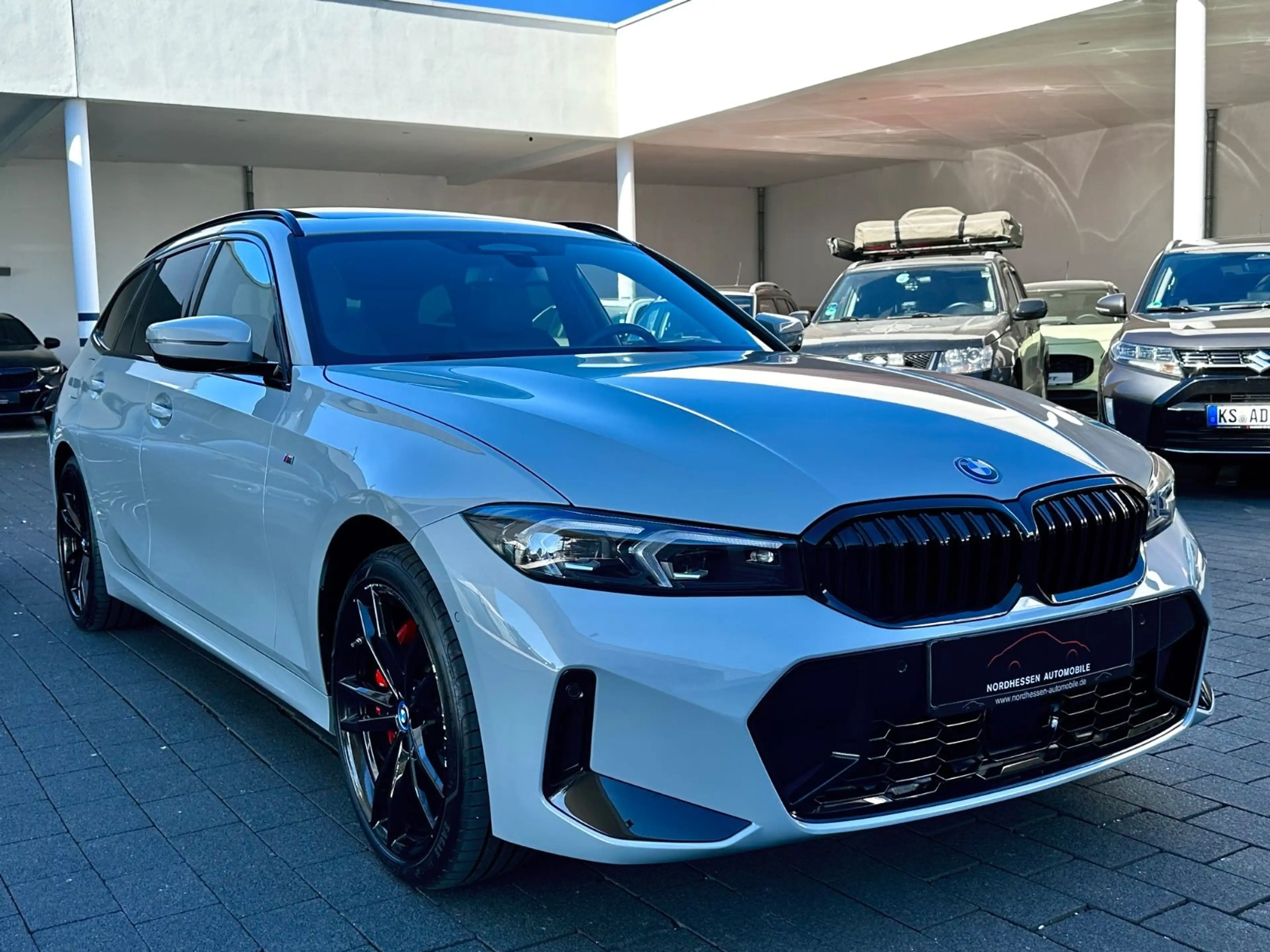 BMW 330 e xDrive Touring M Sport Pro | Panorama | 19" — photo 2