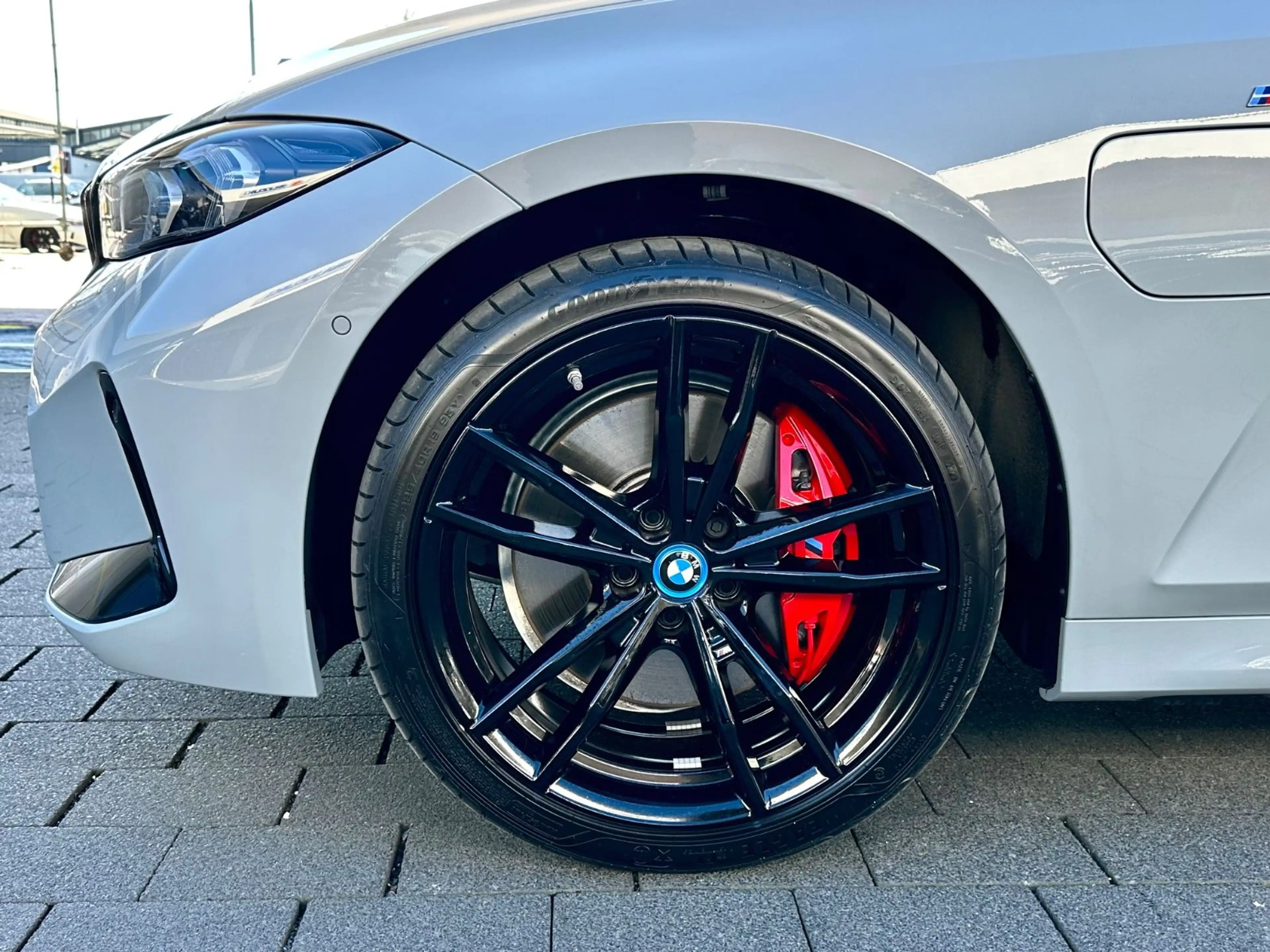 BMW 330 e xDrive Touring M Sport Pro | Panorama | 19" — photo 9