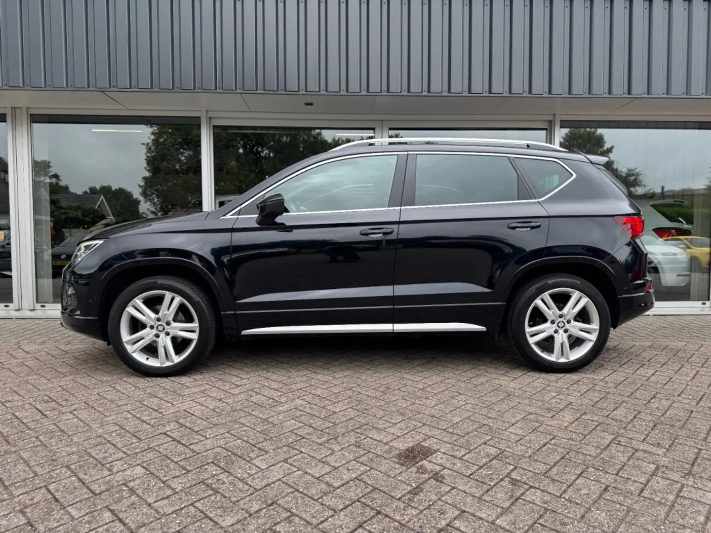 SEAT Ateca 1.5 TSI FR Business Intense Automaat Negro - 2