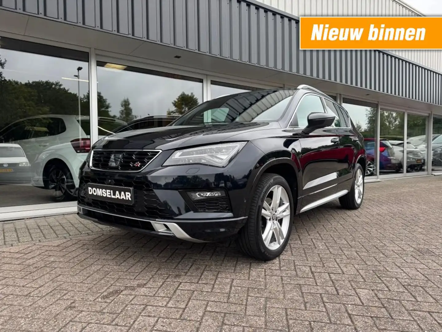 SEAT Ateca 1.5 TSI FR Business Intense Automaat Negro - 1