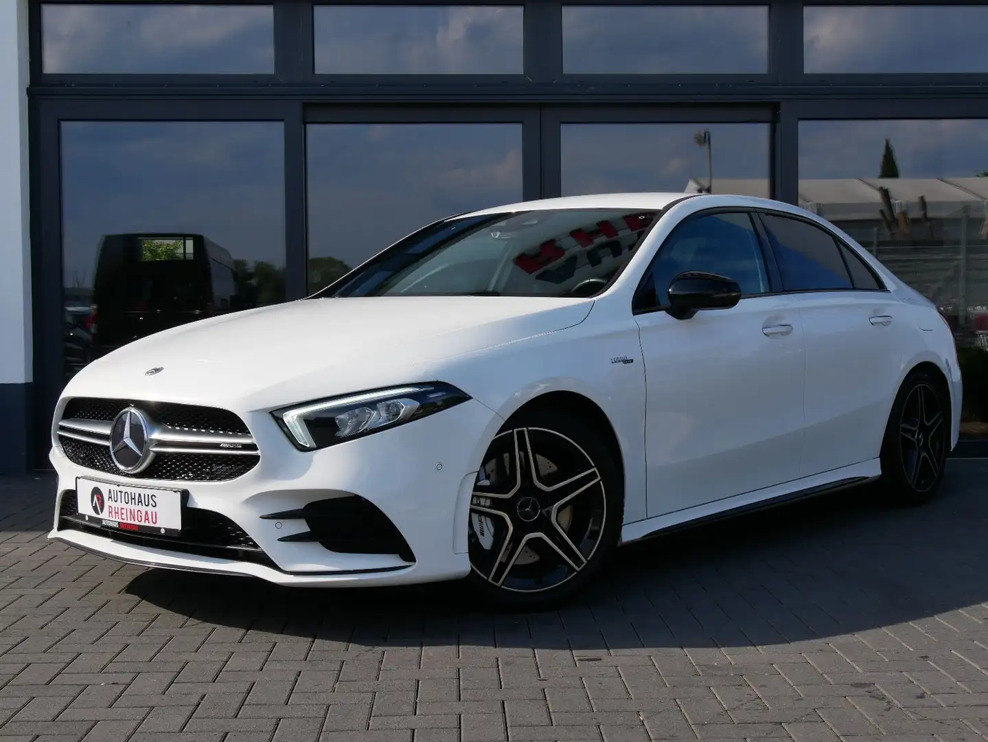 Mercedes-Benz A 35 AMG Lim. 4Matic Night-Paket Burmester DAB Blanco - 1