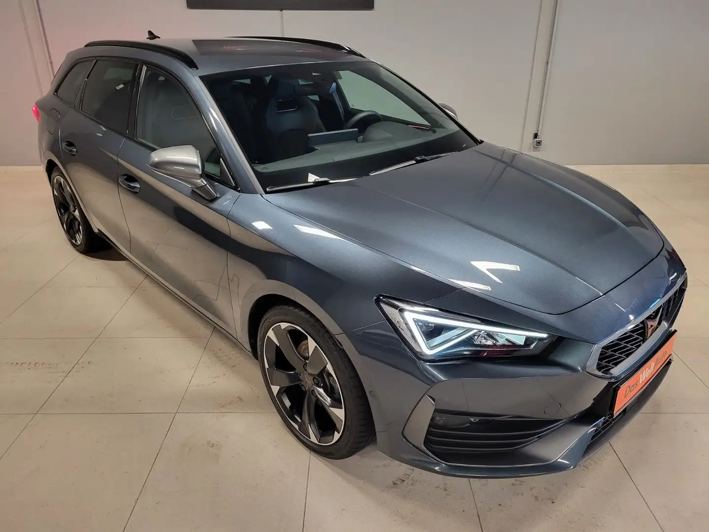 CUPRA Leon Sportst. 1.5 eTSI DSG *Navig.*Kam.*Beats* Grau - 1