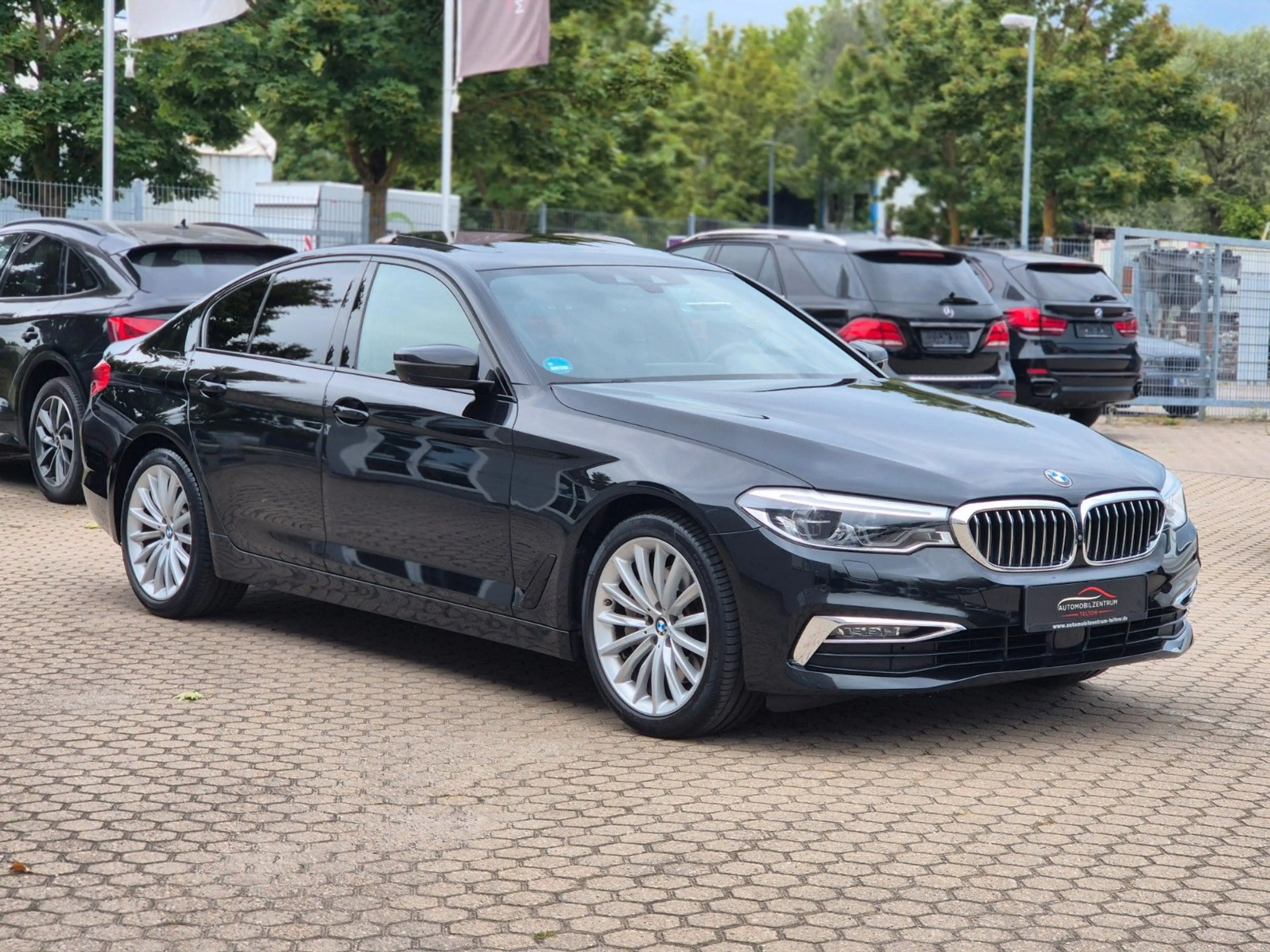 BMW 540 i xDrive Limousine Luxury Line LED/ HUD/ ACC — photo 5