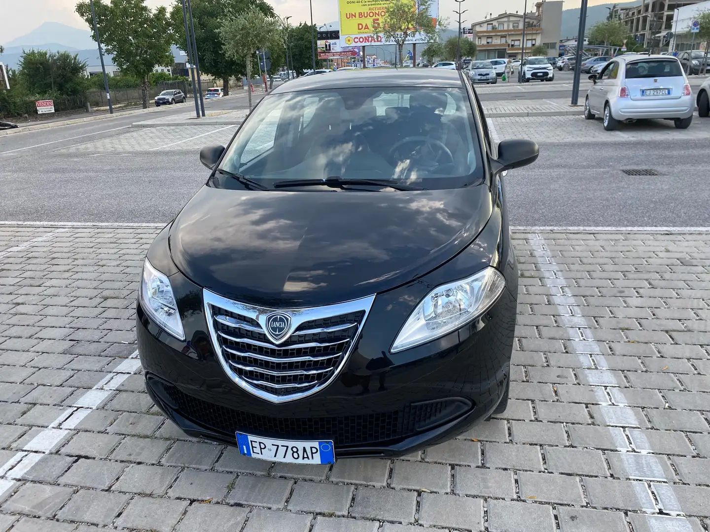 Lancia Ypsilon Ypsilon 0.9 t.air Gold s Nero - 2