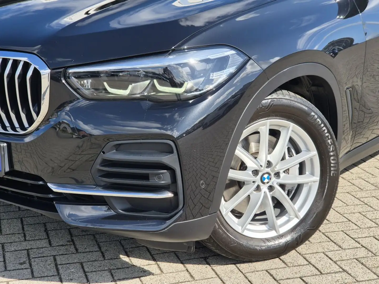 BMW X5 xDrive30d Schwarz - 2