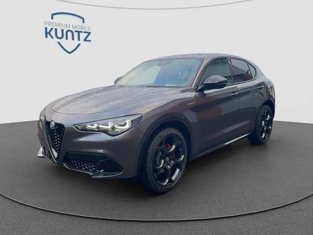 Imagine Alfa Romeo Stelvio Veloce 2.2D Q4 eAHK+Techno-Paket