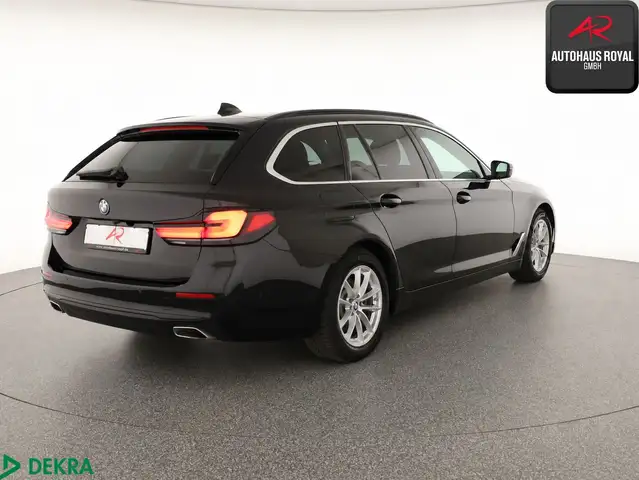 BMW 5 Series view 5