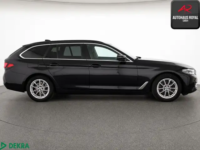 BMW 5 Series view 6