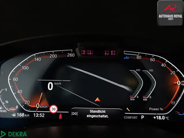 BMW 5 Series view 20