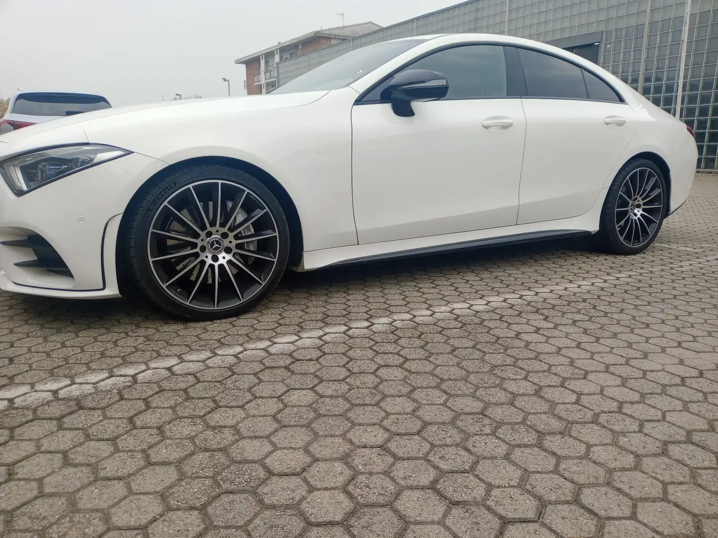 Mercedes-Benz CLS 300 Coupe d Premium Plus auto - 1