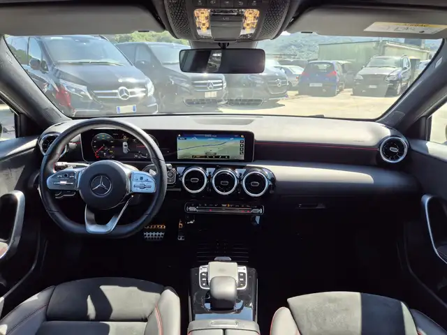 Mercedes-Benz A view 8