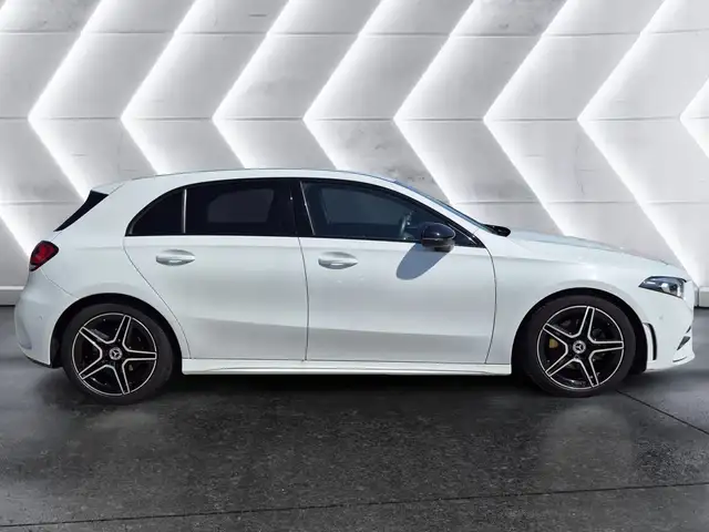 Mercedes-Benz A view 5