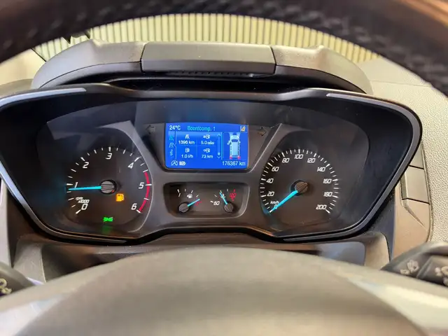 Ford Transit Custom view 26