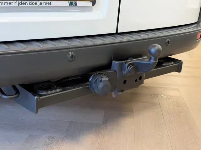 Ford Transit Custom view 11