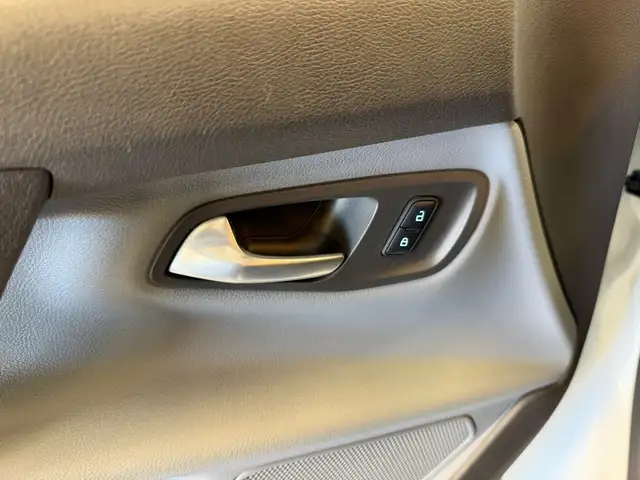 Ford Transit Custom view 23