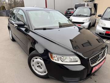 1.6/Scheckheft /Zahnriemen Neu/ SHZ/ Klima/ Isofix