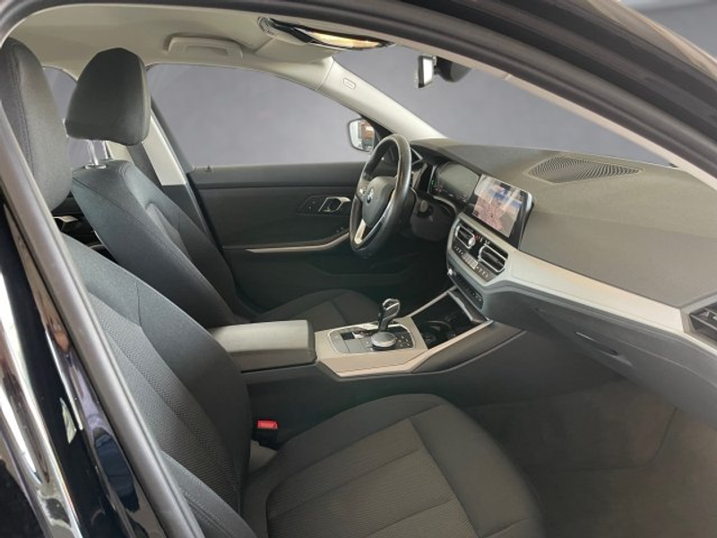 BMW 318 d Limousine G20 B47 — photo 11