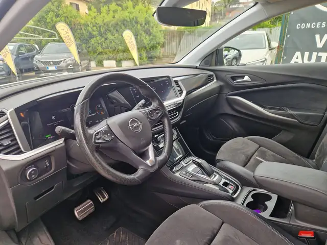 Opel Grandland view 7