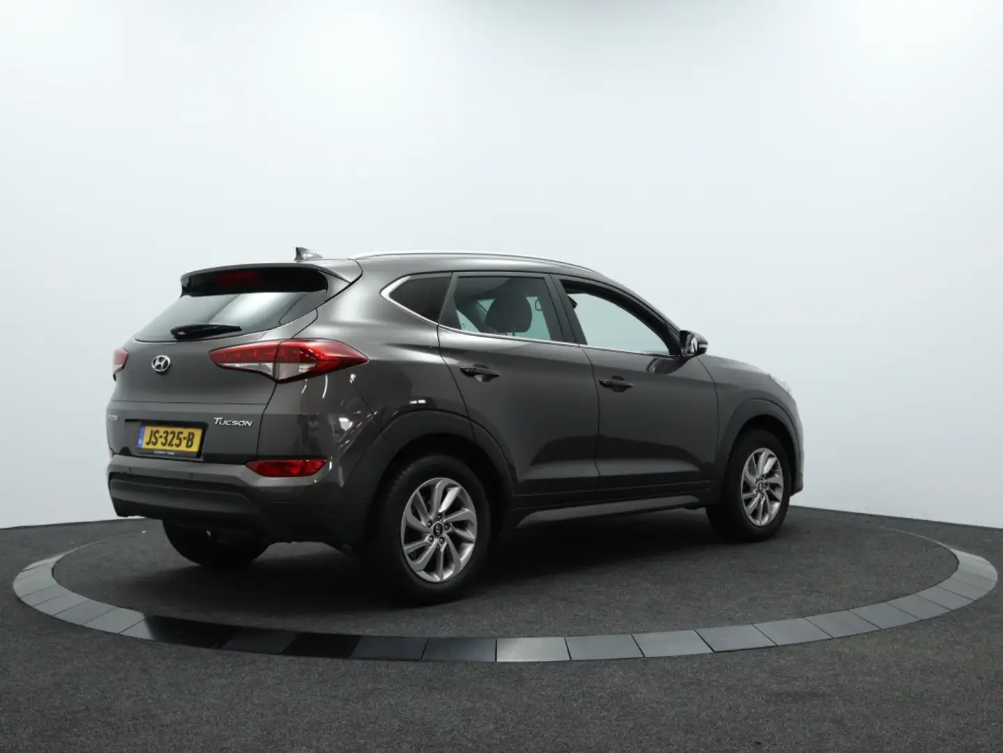 Hyundai TUCSON 1.6 GDi Comfort | Camera | Stoelverw. | DAB | Lich Bruin - 2