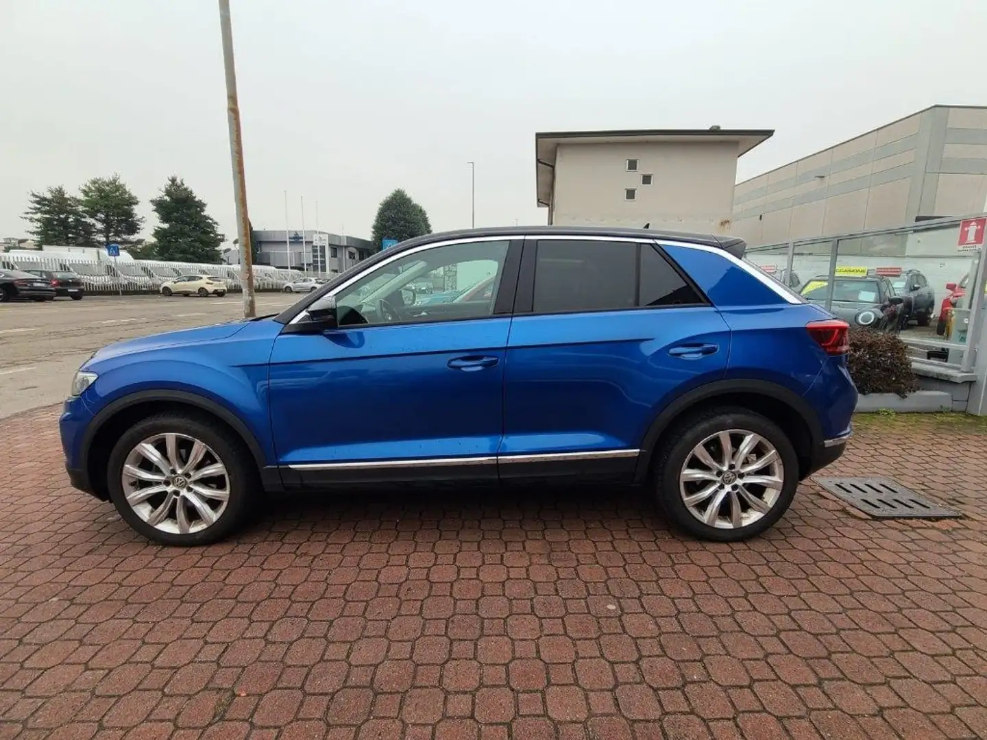 Volkswagen T-Roc 1.5 TSI ACT Advanced BMT (unicopro.) Bleu - 2
