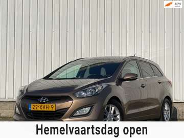 Wagon 1.6 GDI Business Edition Navigatie,Camera,Cl