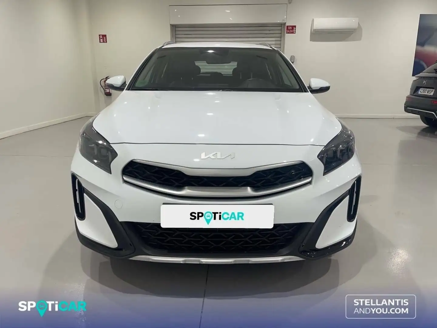 Kia XCeed 1.0 T-GDi Tech Wit - 2