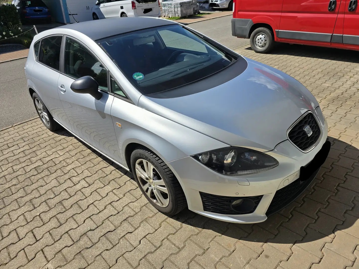 SEAT Leon Leon 2.0 T FSI DSG FR Limited Plateado - 1