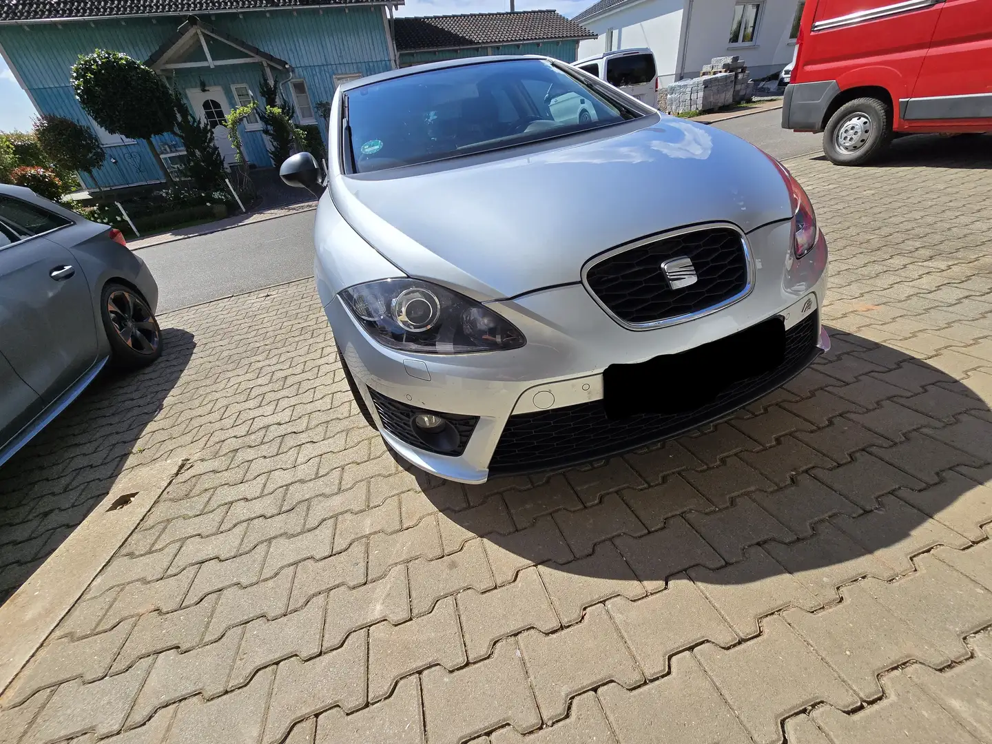 SEAT Leon Leon 2.0 T FSI DSG FR Limited Plateado - 2
