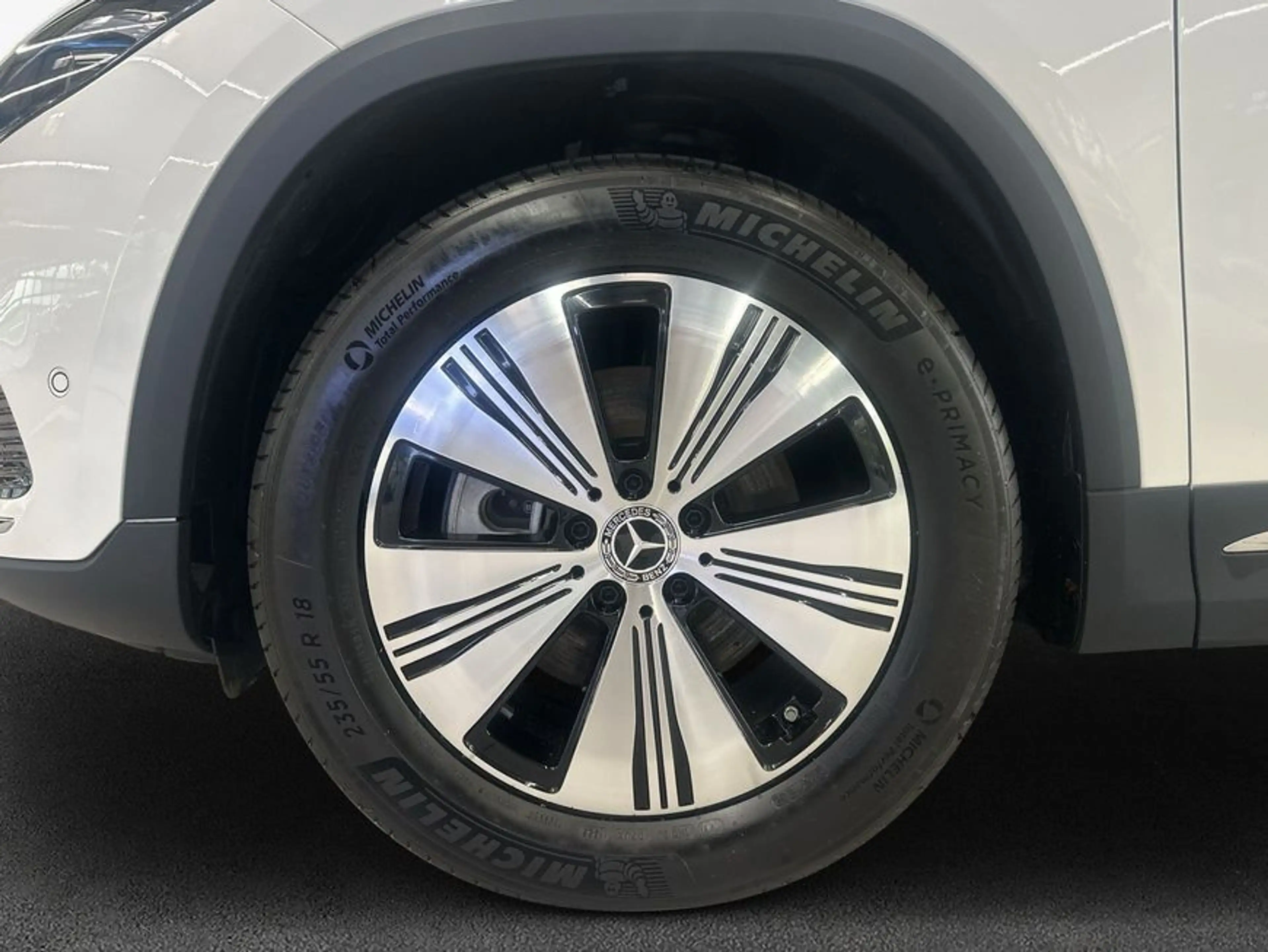 Mercedes-Benz EQA EQA — photo 8
