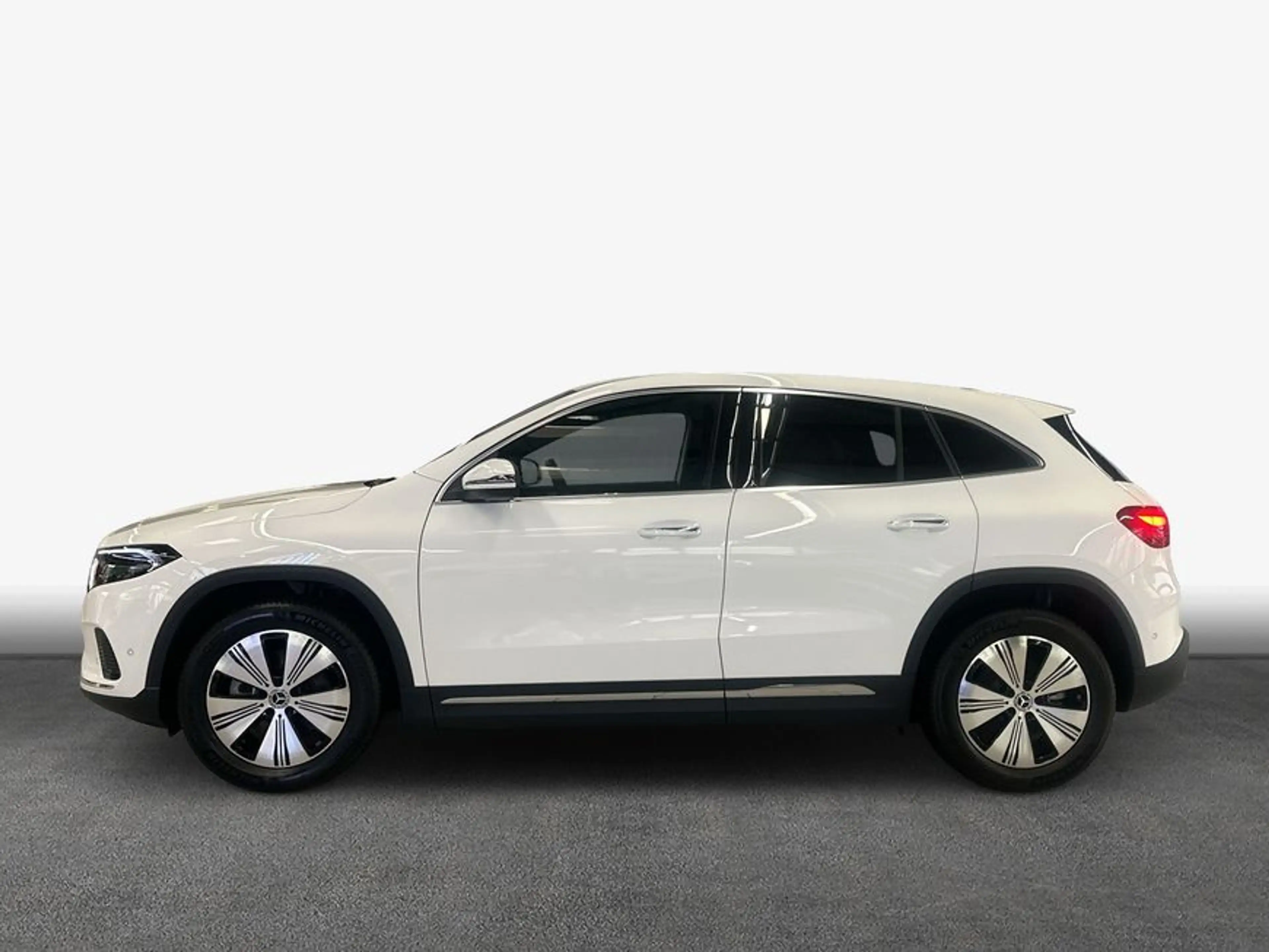 Mercedes-Benz EQA EQA — photo 5