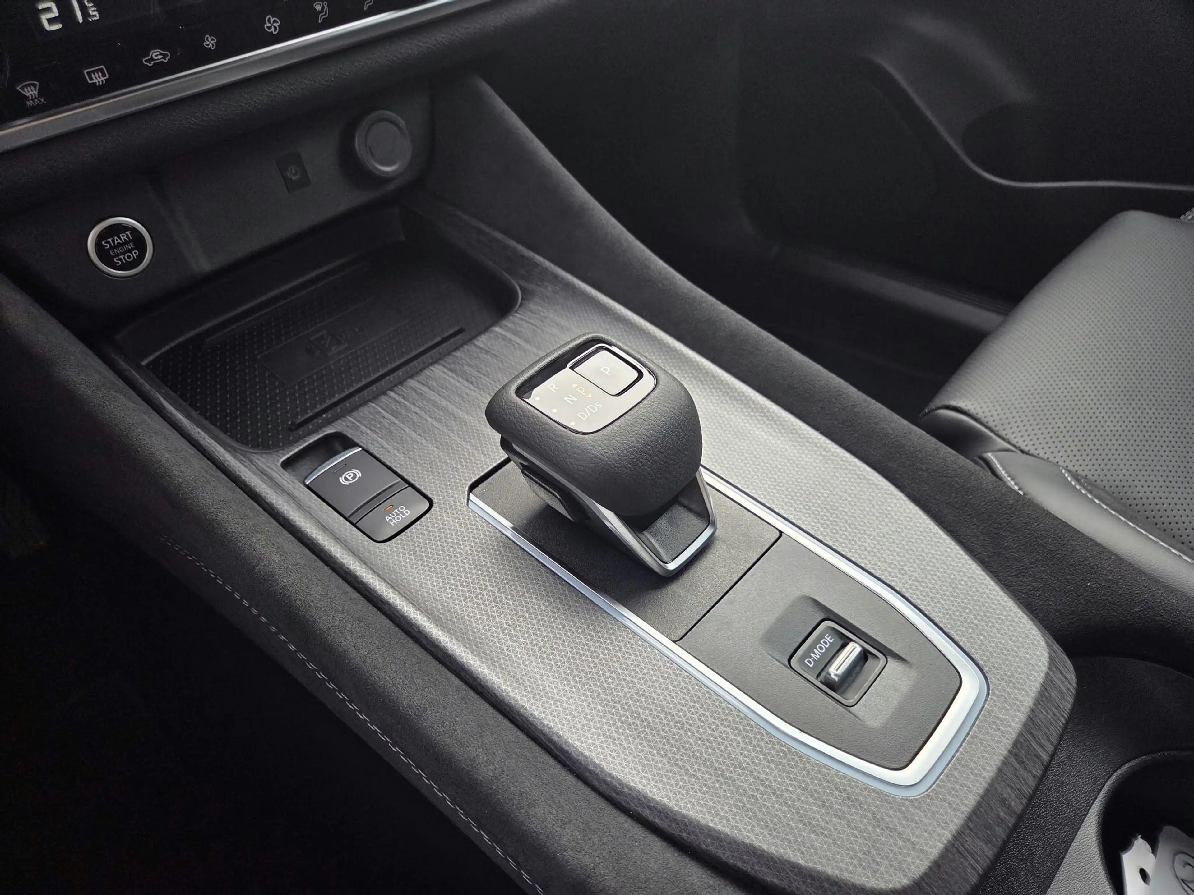 Nissan Qashqai 1.3 MHEV Xtronic Tekna Plus | Bose | Panoramadak | — photo 23