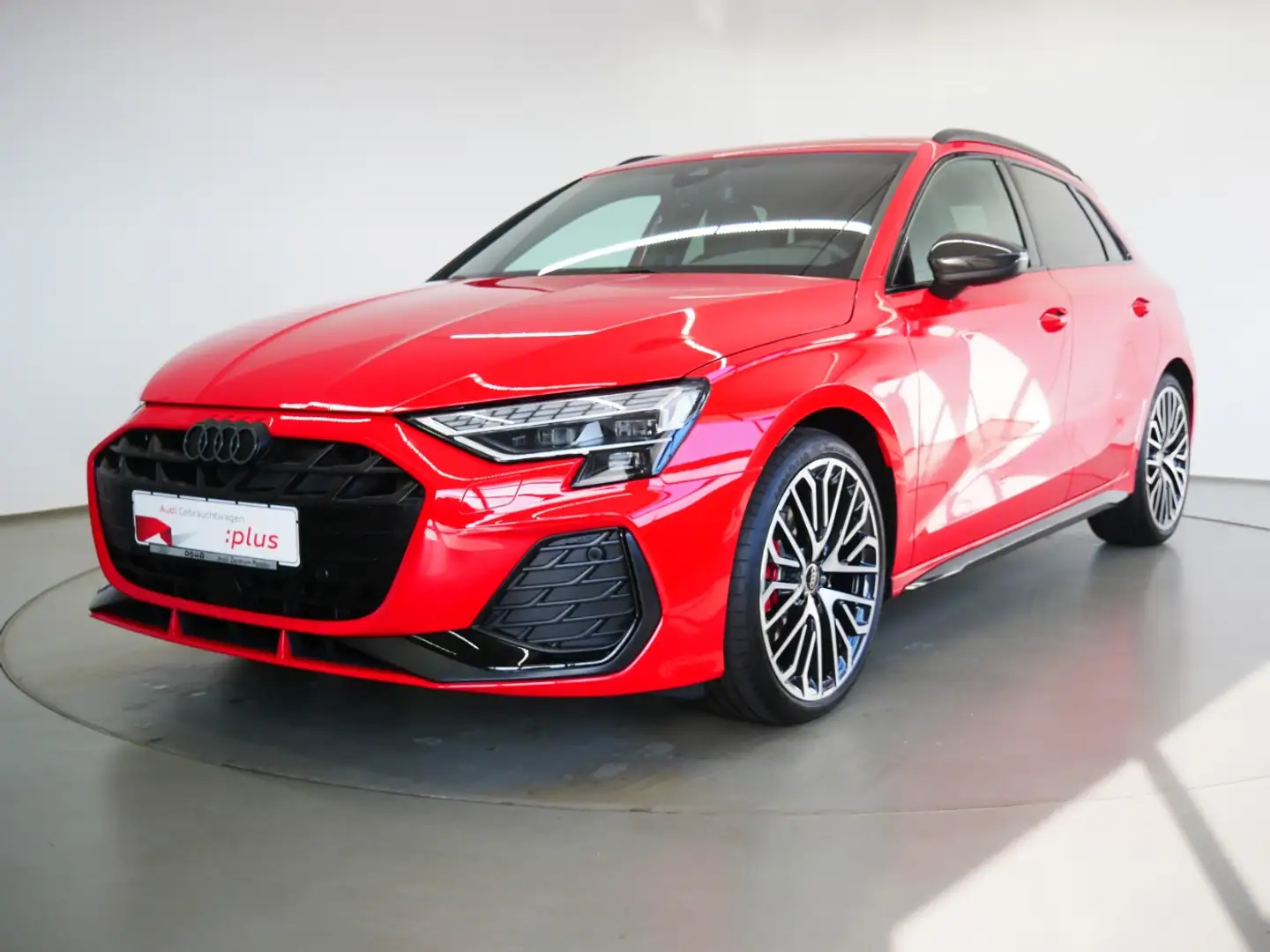 Audi A3 Sportback 35 TDI S line S tro. MATRIX AHK virt. Co Rood - 2