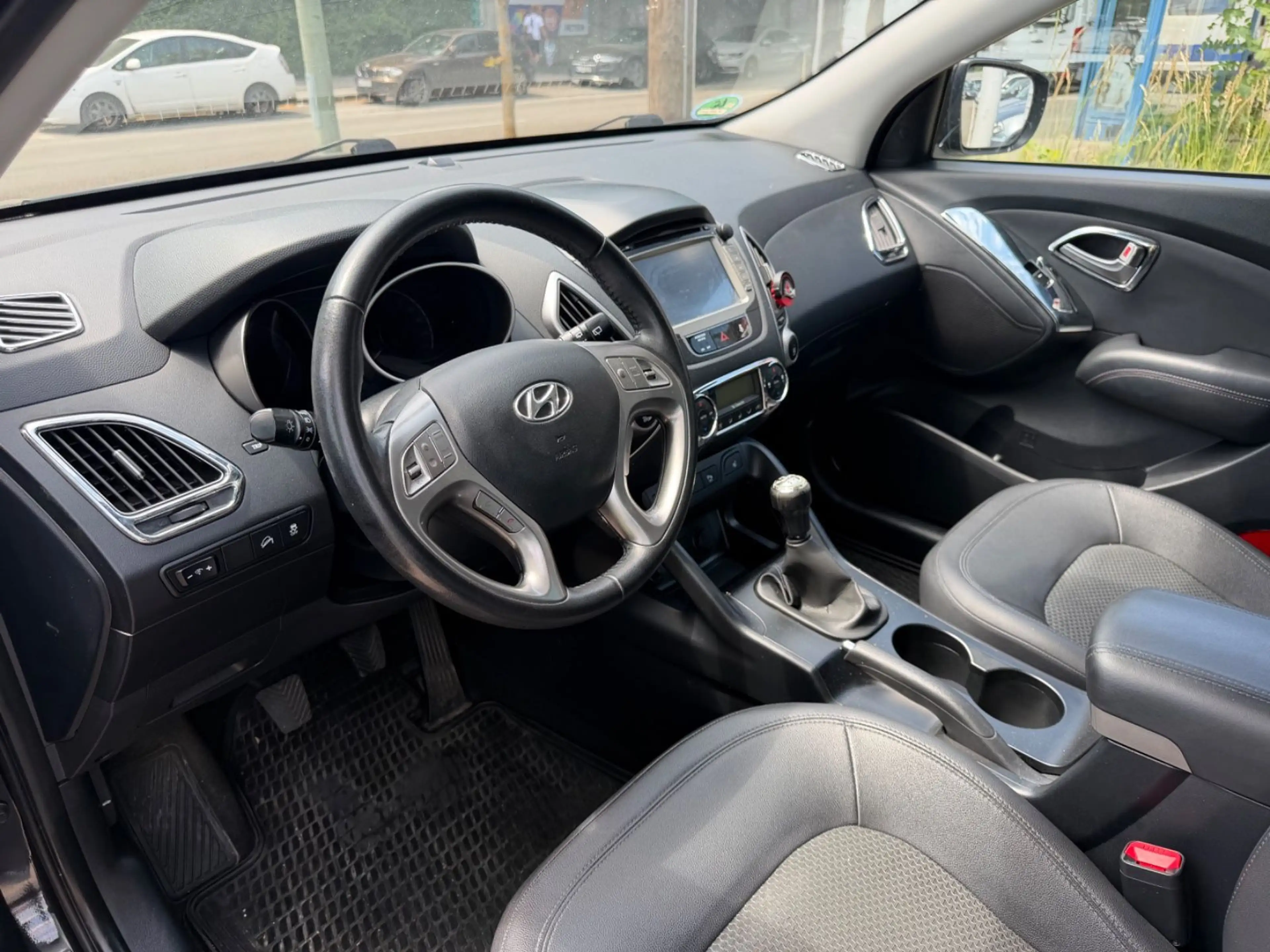 Hyundai iX35 Style 2WD*NAVI*KAMERA — photo 11
