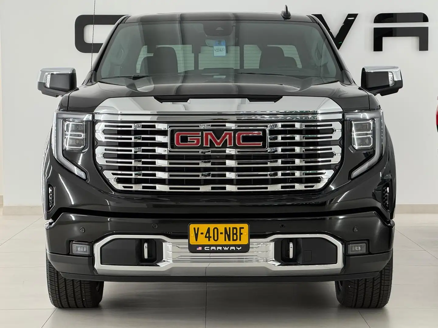 GMC Sierra 6.2 V8 DENALI Noir - 1