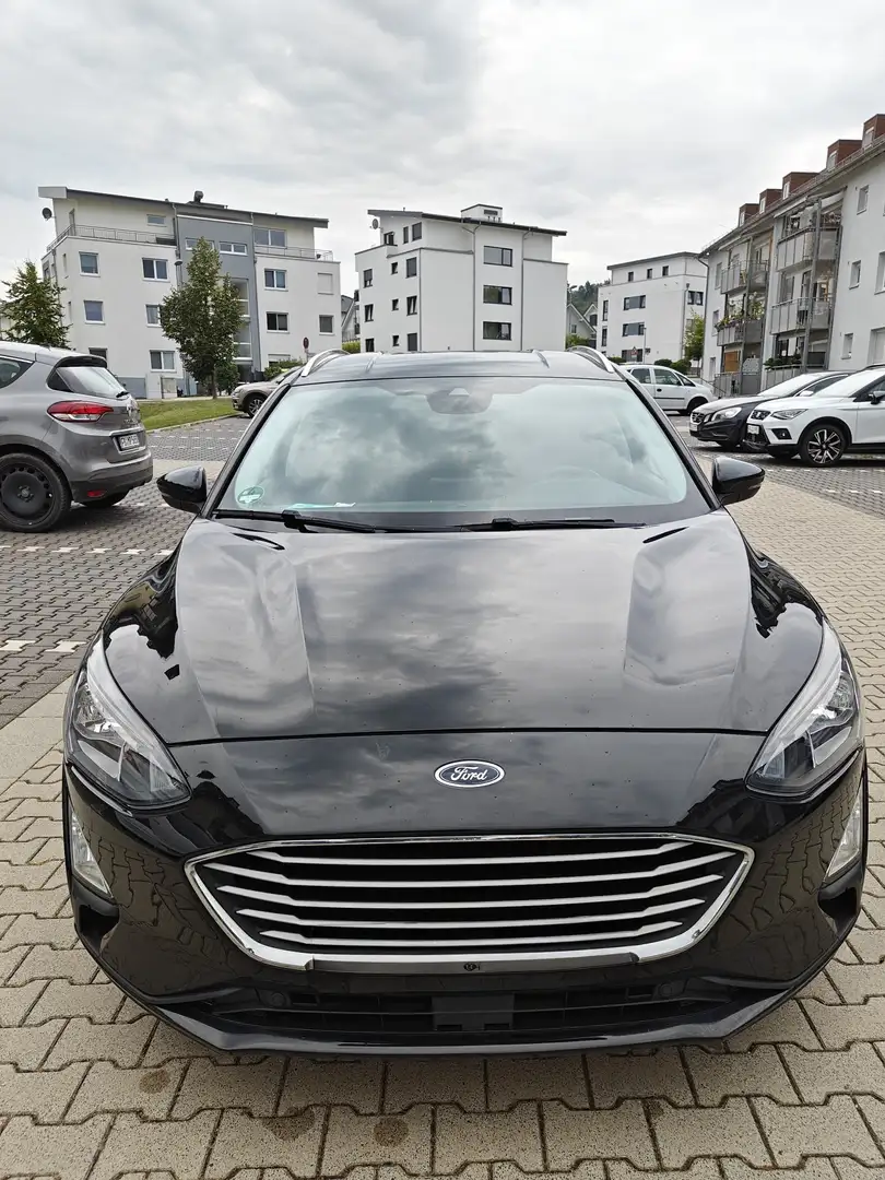 Ford Focus 1.5EcoBlue Schwarz - 1
