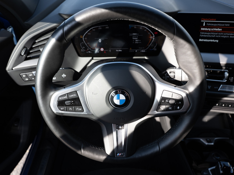 BMW 120 d xDrive M-Sport LED NAVI SHZ PDC KEYLESS — photo 11