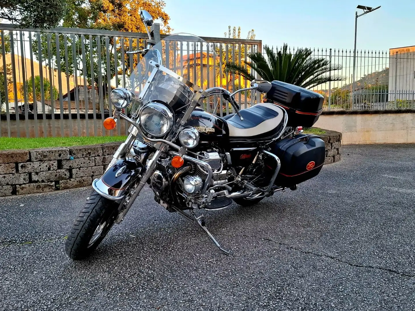 Moto Guzzi California 1000 Nero - 1