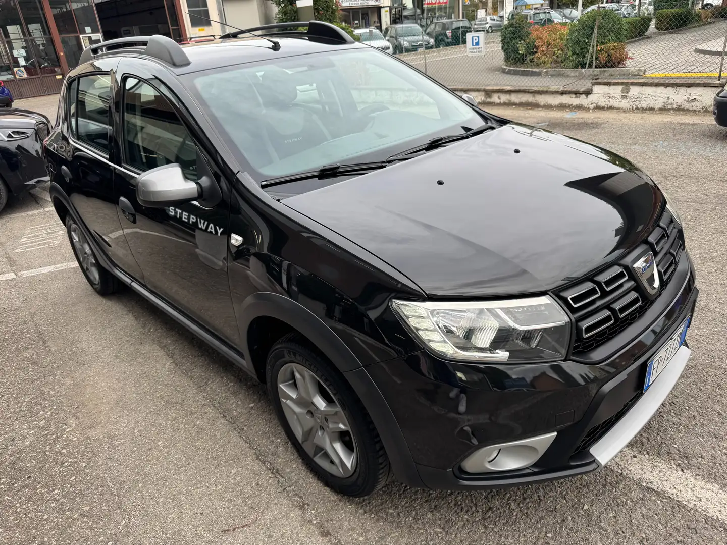 Dacia Sandero Stepway 1.5 dci 90cv,UNICO PROP.,NAVY,CLIMA,DRL LE Nero - 2