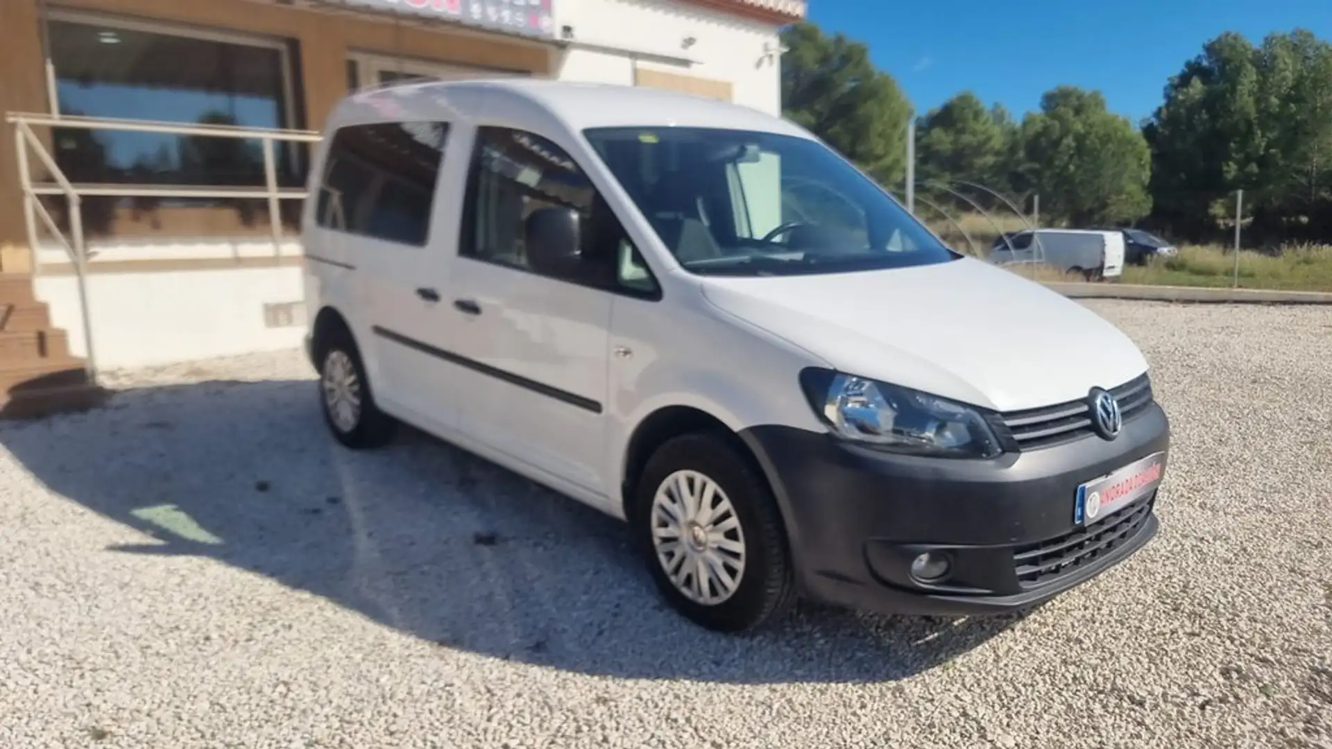 Renault R 6 Profesional dCi 55kW (75CV) Euro Wit - 2