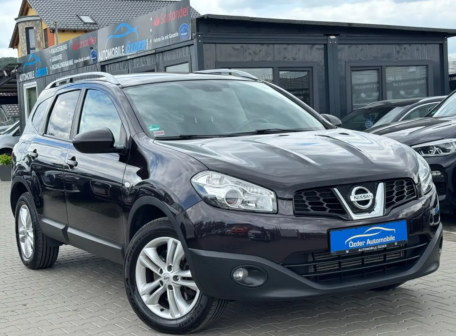Nissan Qashqai +2 1.6 dCi Acenta+TÜV NEU+Finanzierung+ Violett - 1