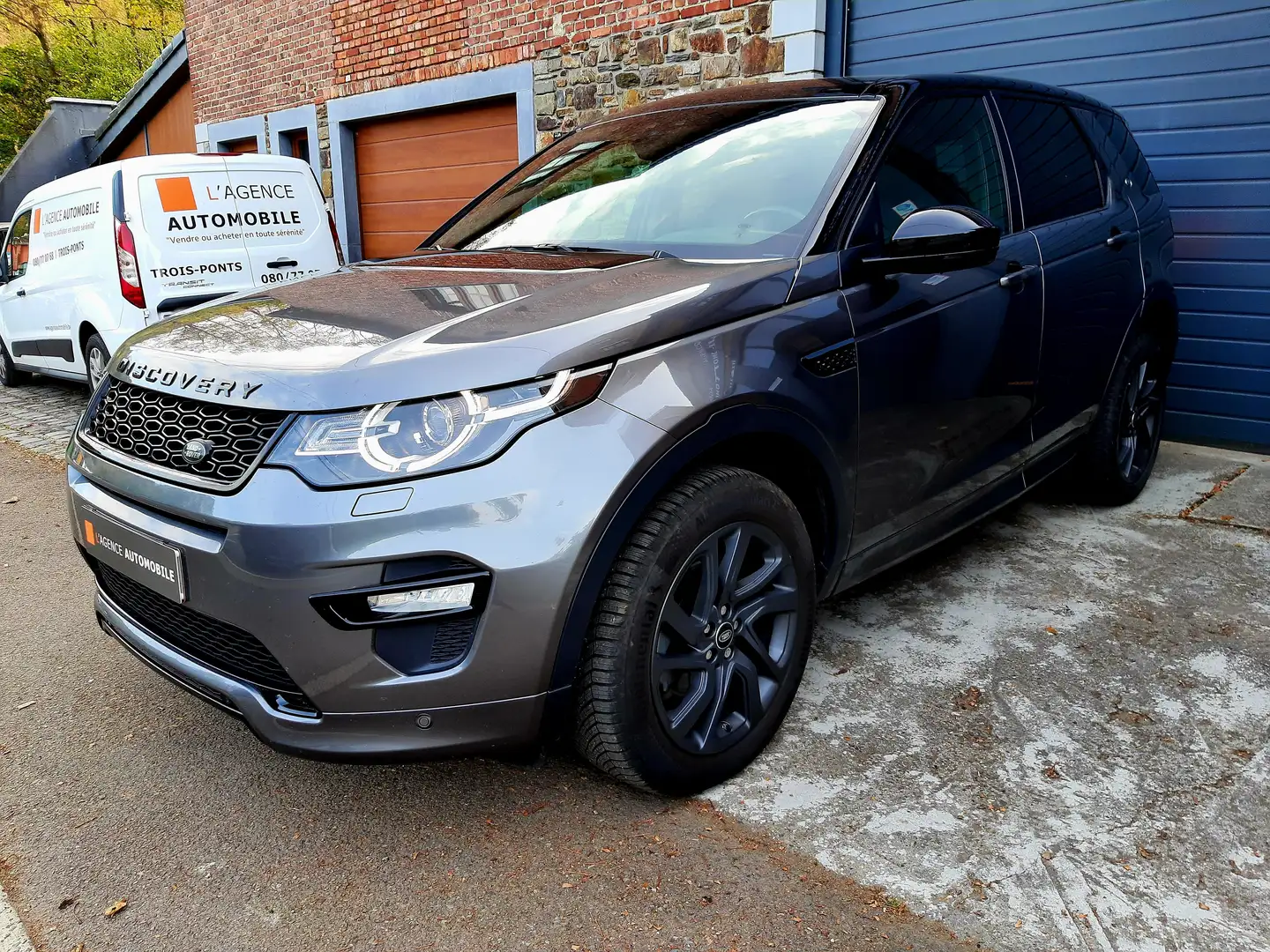 Land Rover Discovery Sport 2.0 TD4 SE Dynamic - Garantie Land Rover 12 mois Gris - 2
