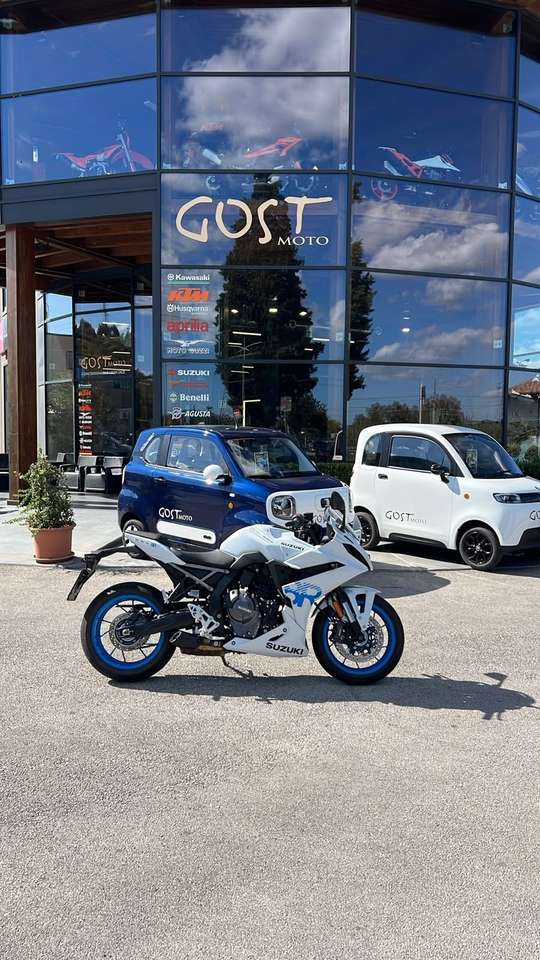 Suzuki GSX 8R