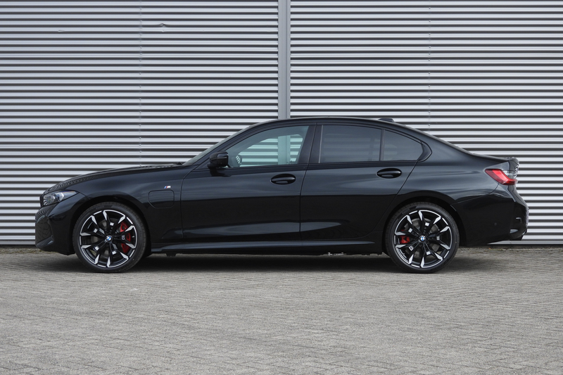 BMW 330 3 Serie 330e M Sport Automaat / Schuif-kanteldak / — photo 5