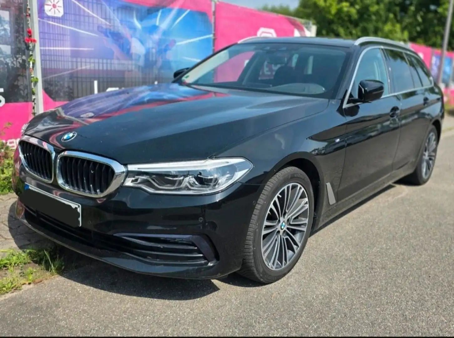 BMW 525 525d Touring Aut. Sport Line - 1