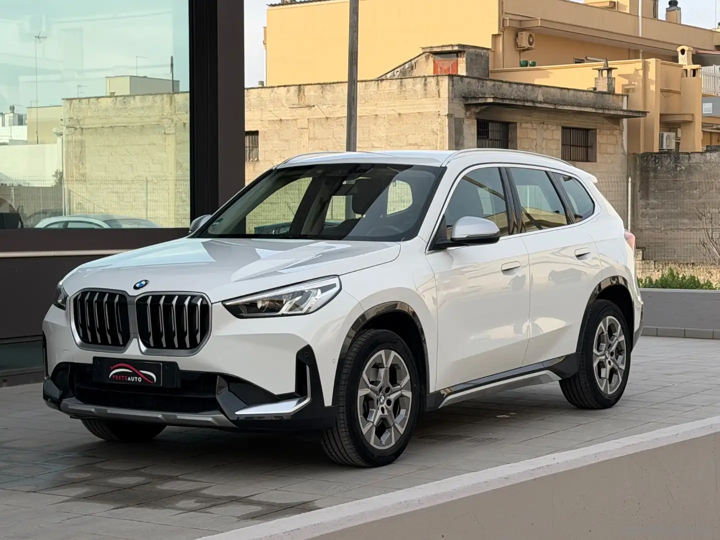 BMW X1 xDrive 20d xLine Blanc - 1