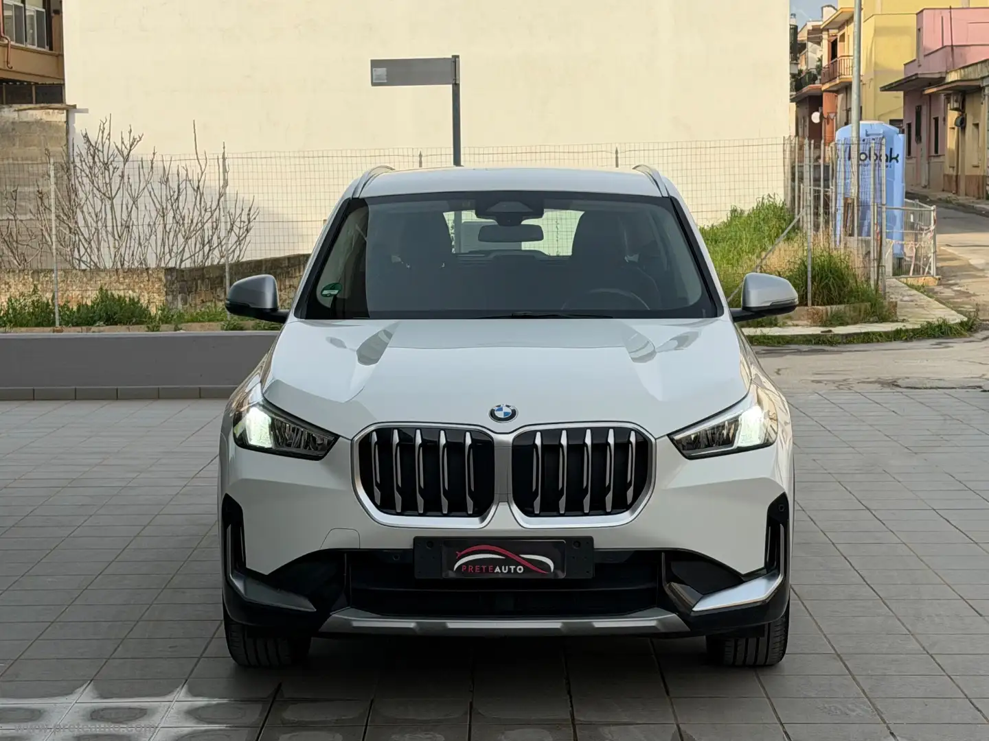 BMW X1 xDrive 20d xLine Blanc - 2