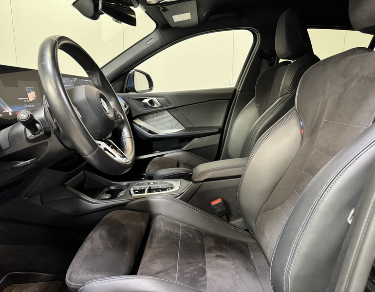 BMW 120 Benzine Autom. - M Pack - 18 000 KM! Nieuwstaat! — photo 9