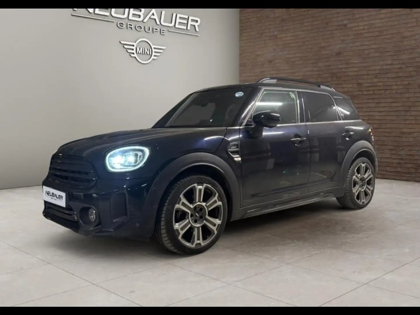 MINI Countryman C Cooper  136ch Yours BVA7 Noir - 1