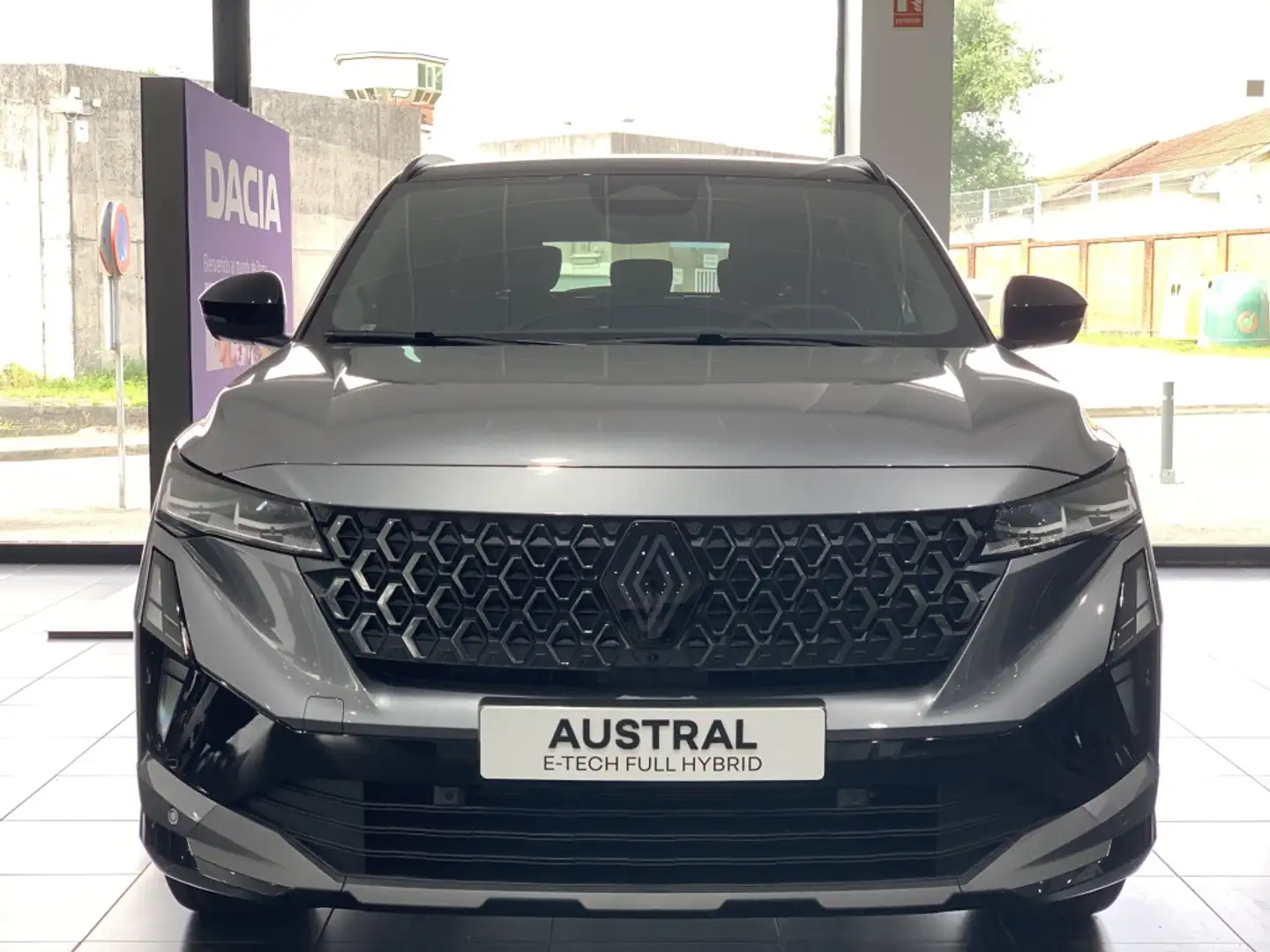 Renault Austral 1.2 full hybrid e-tech Esprit Alpine 146kW Grijs - 2